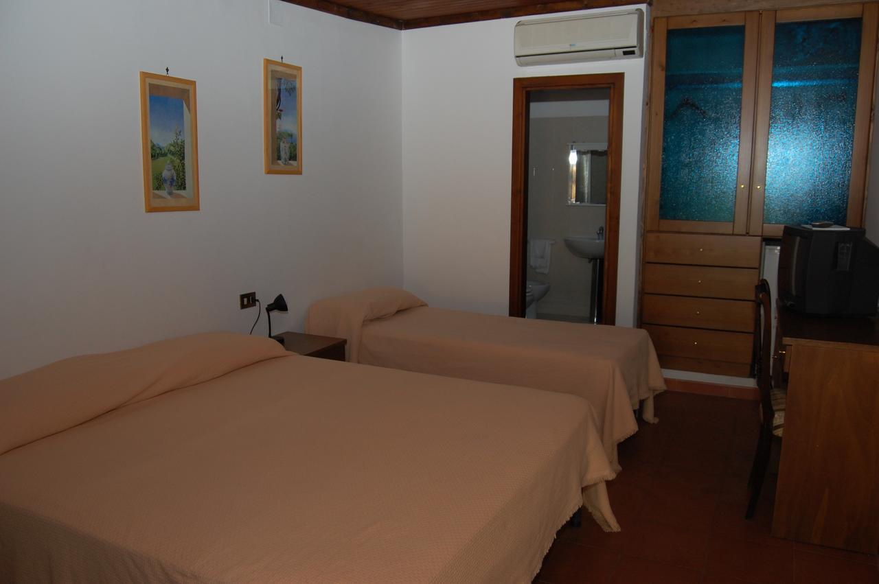 Case Vacanze Morfeo 帕利努罗 外观 照片